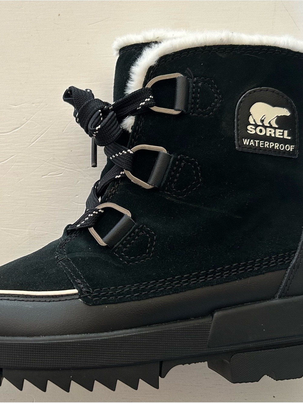 Sorel Women’s Black Waterproof Winter Boots with Faux Fur